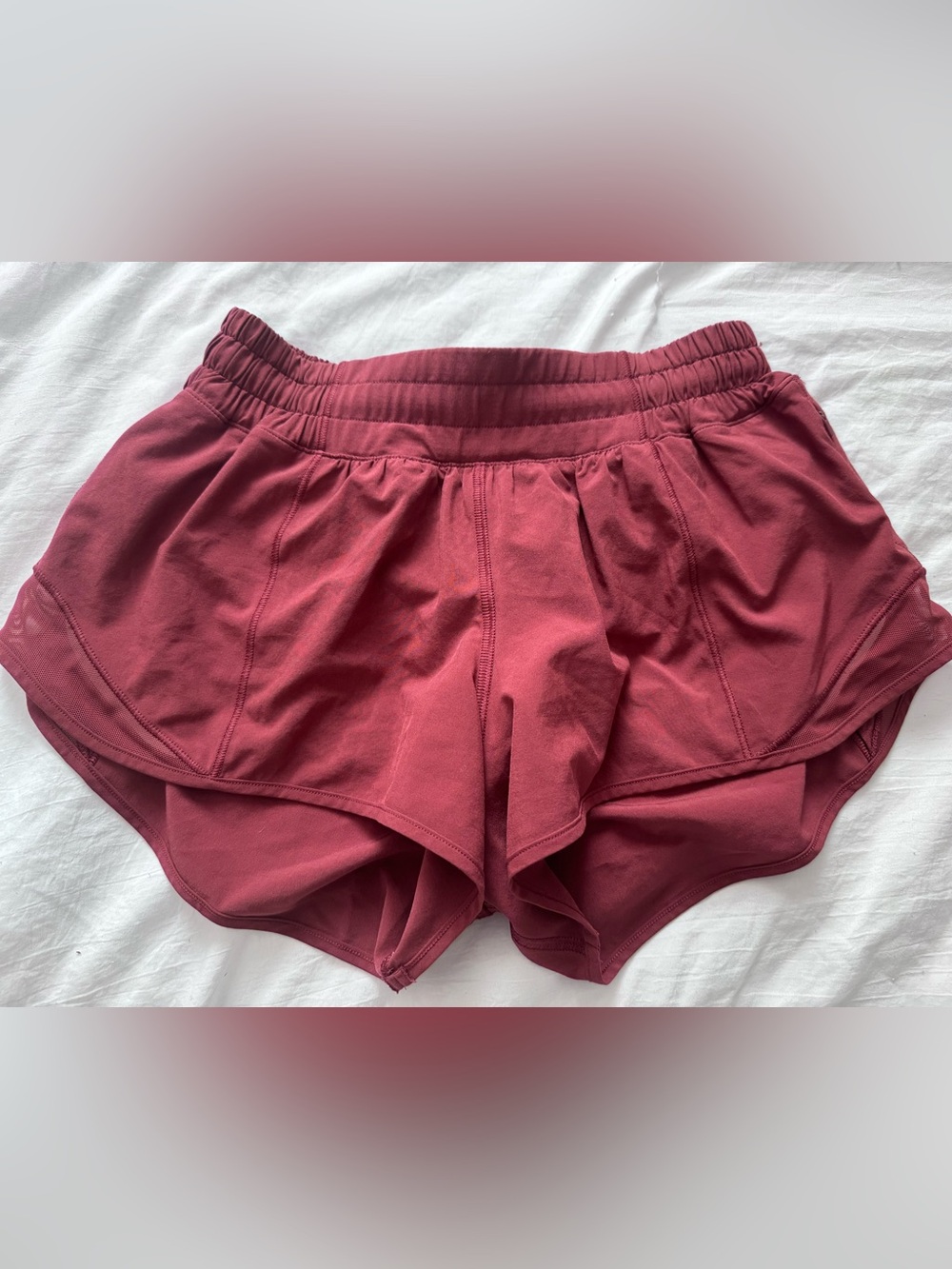 Lululemon maroon hotty hots
